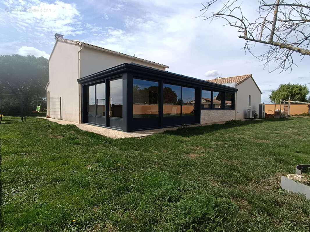Maison à ECHIRE