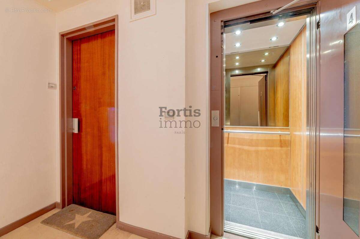 Appartement à PARIS-12E