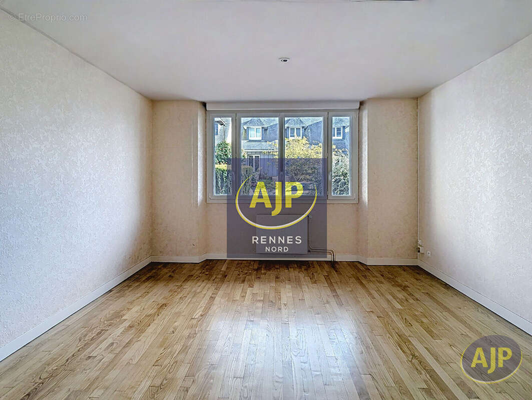 Appartement T5 de 113 m² ? Rennes Jeanne d'Arc - photo 2