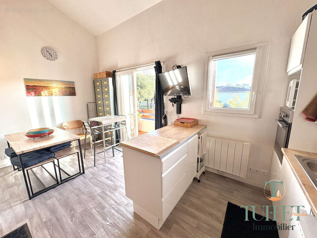 Appartement à LES MATHES