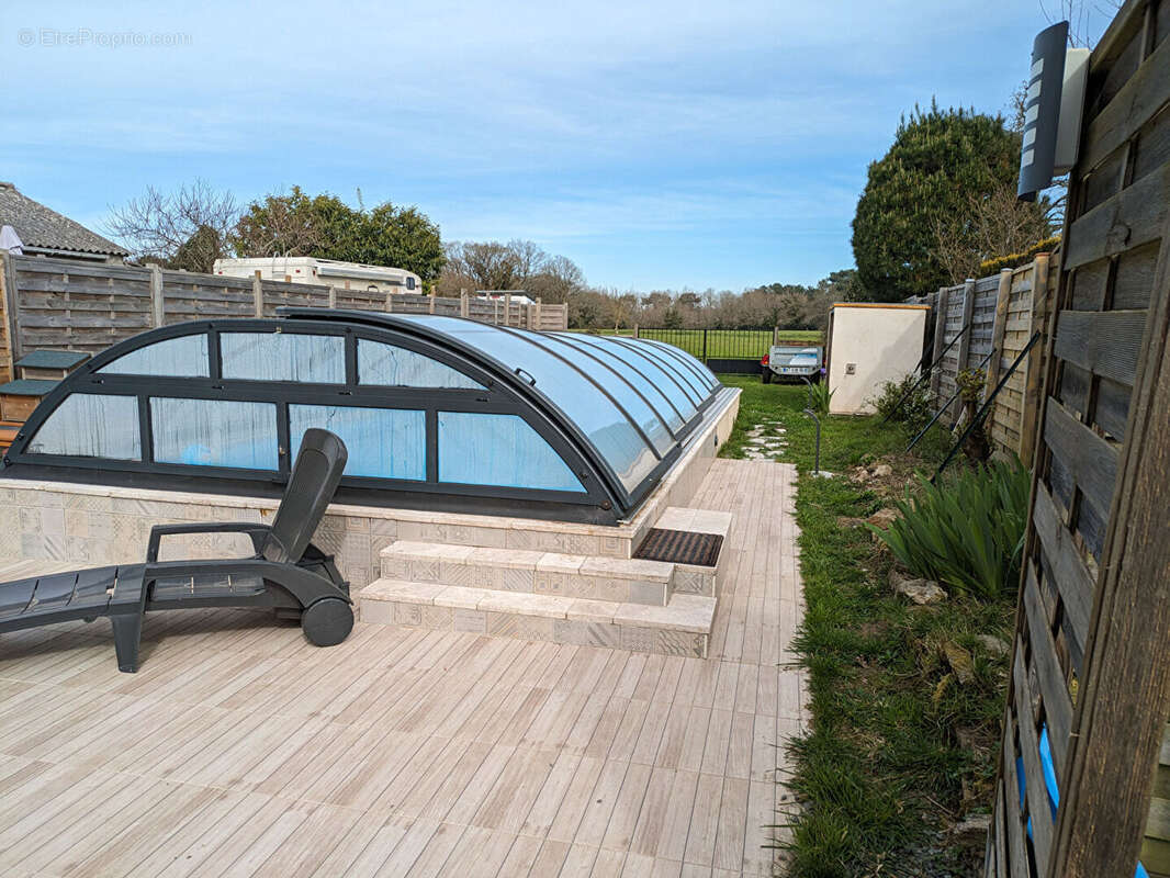 Maison 133 m² à Ferel  - photo 2