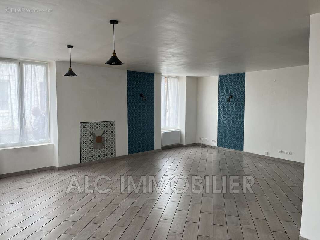 Maison à LA FRESNAYE-SUR-CHEDOUET