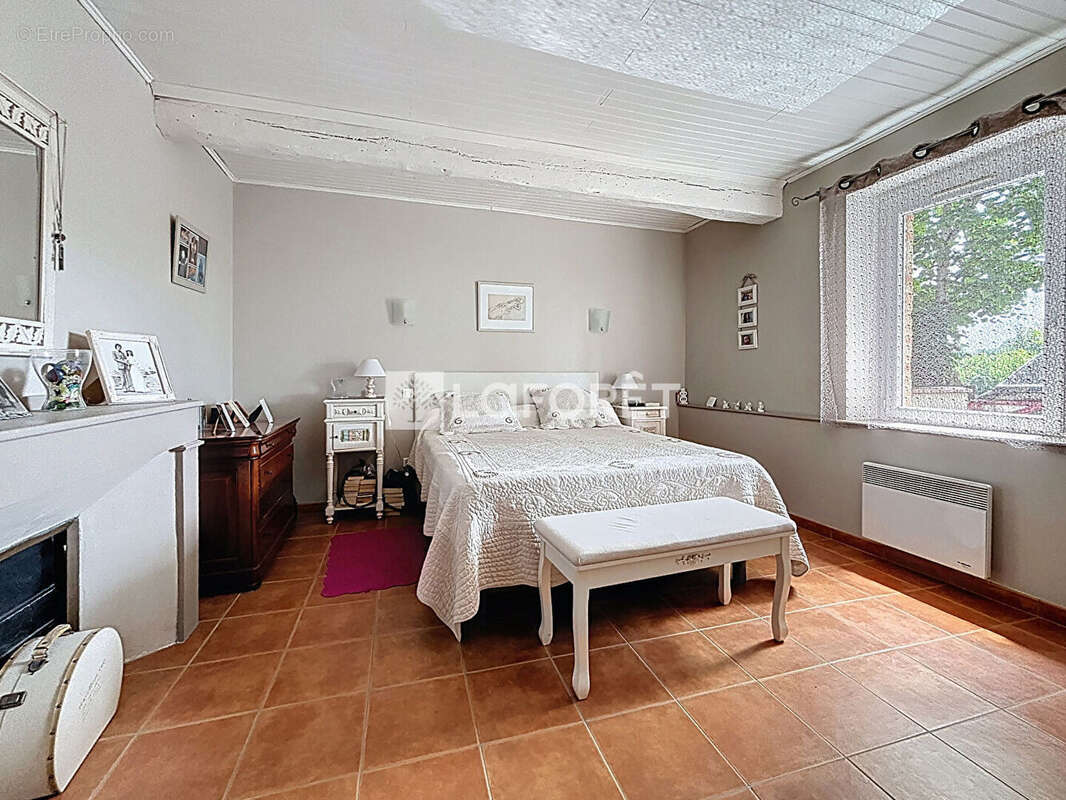 Maison à BUZET-SUR-TARN