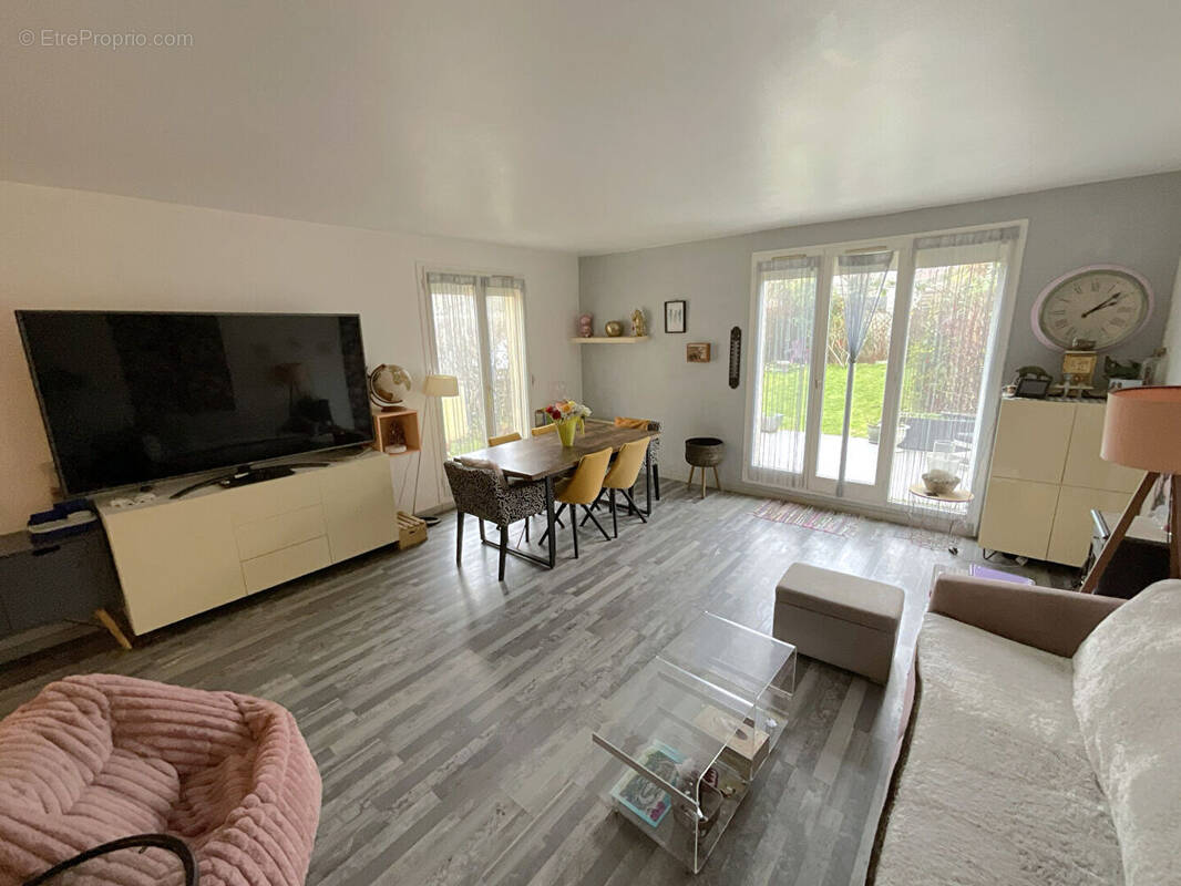 Maison à MONTIGNY-LE-BRETONNEUX