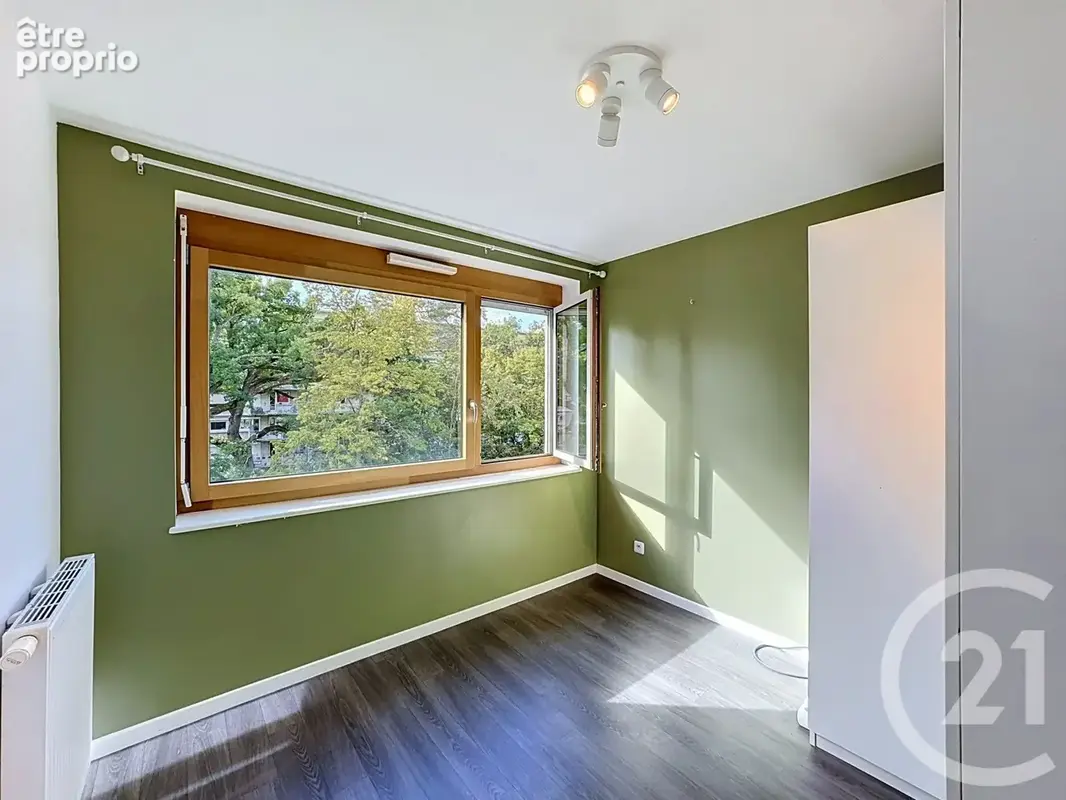 Appartement 4 pièces 80 m² à vendre à Fontainebleau (77300) - photo 10