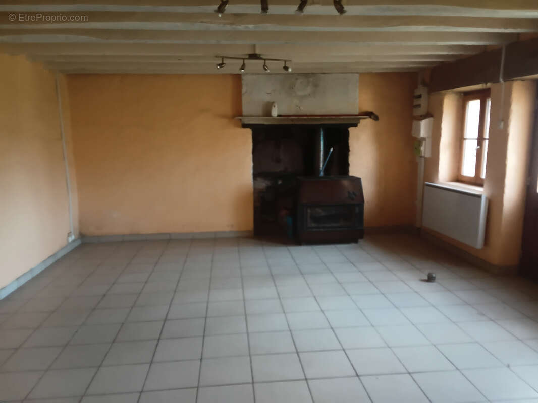 Maison à COUY