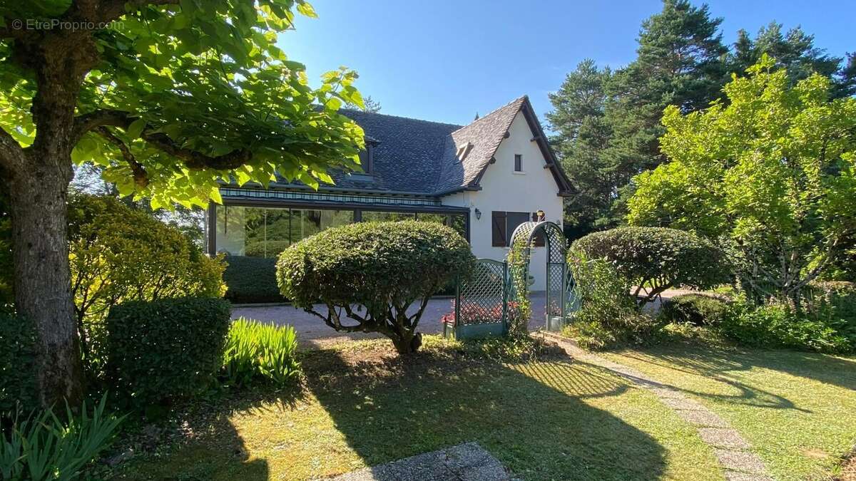 Maison 166 m² à Drulhe  - photo 2