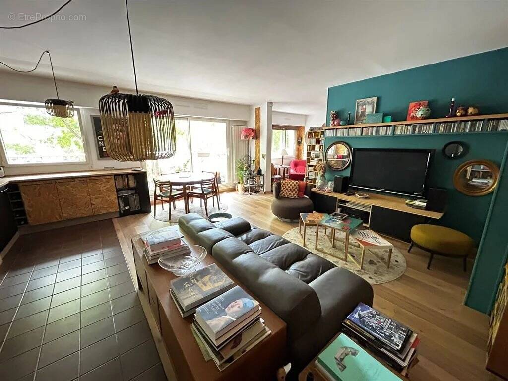Appartement à PARIS-19E