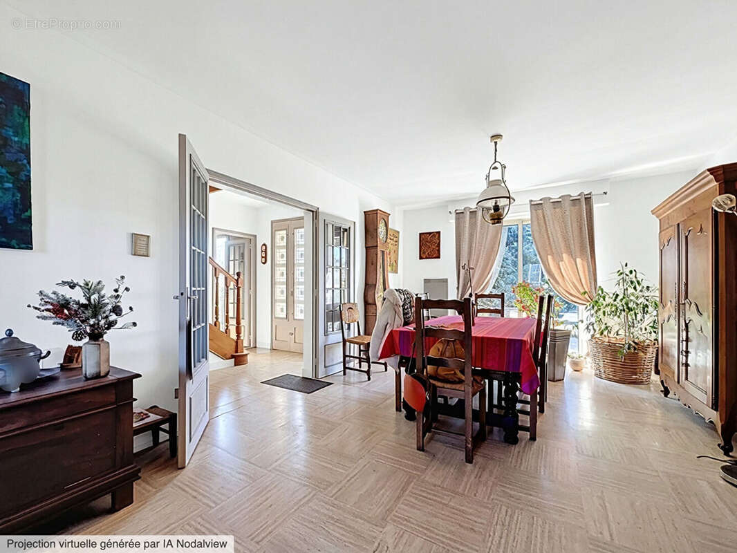 Maison à DOUE-LA-FONTAINE