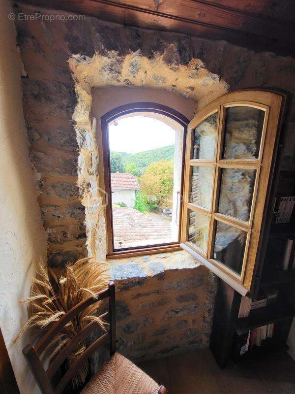 Maison à SAINT-FELIX-DE-PALLIERES