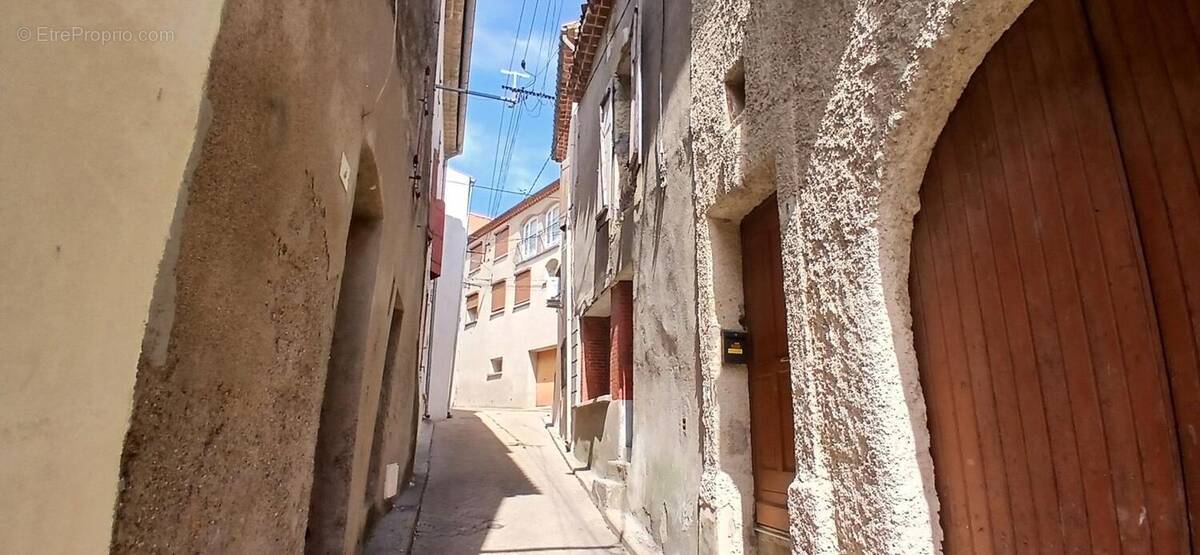 Maison à ABEILHAN