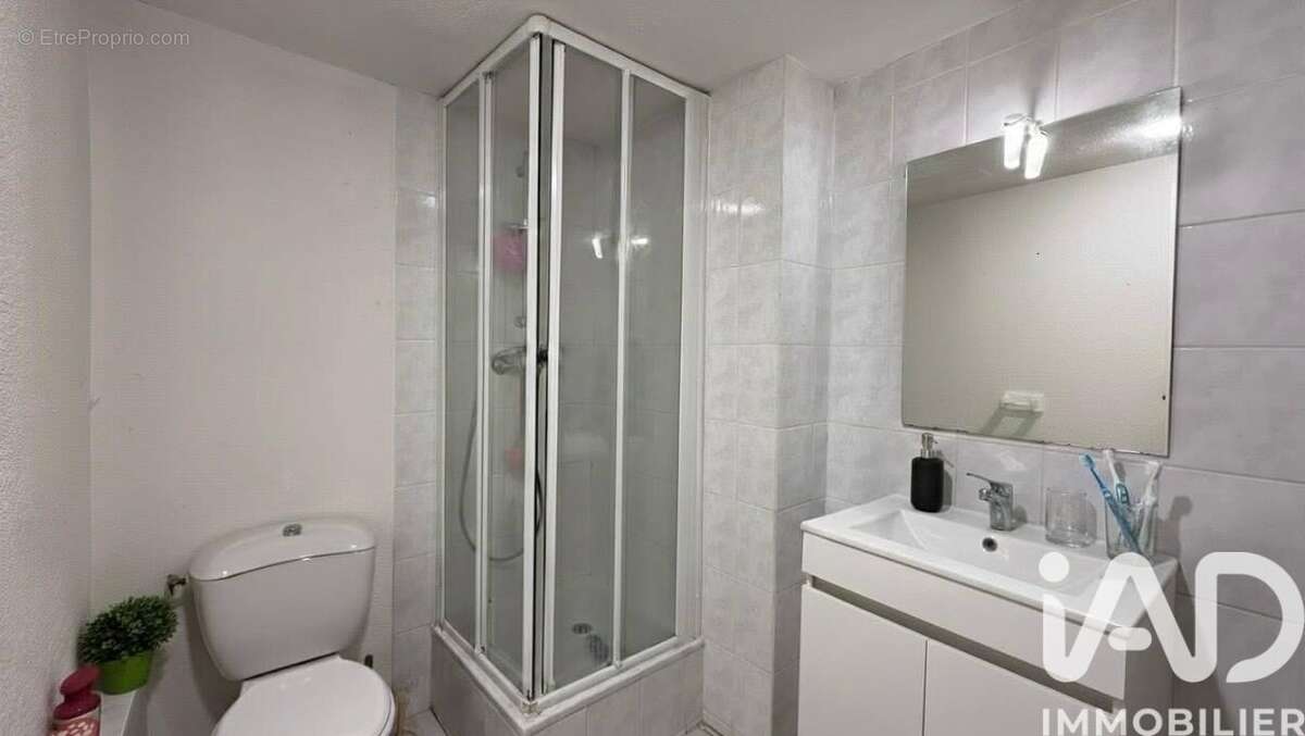 Photo 5 - Appartement à VILLENEUVE-SUR-YONNE