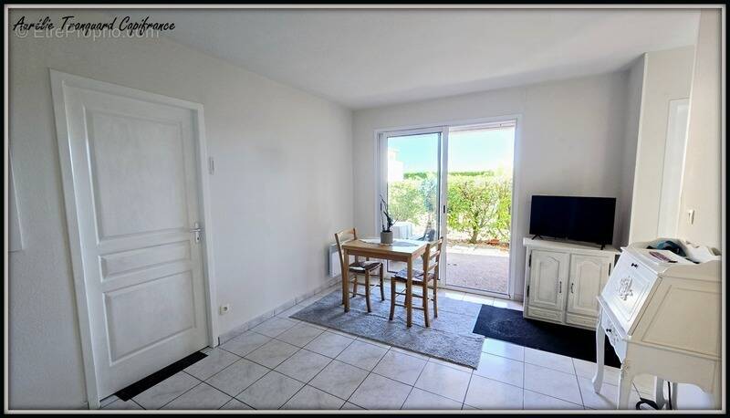 Appartement à vendre 3 pièces SAINT JEAN D'ANGELY (17) au rez-de-chaussée, 1 place de parking + accès piscine - photo 7