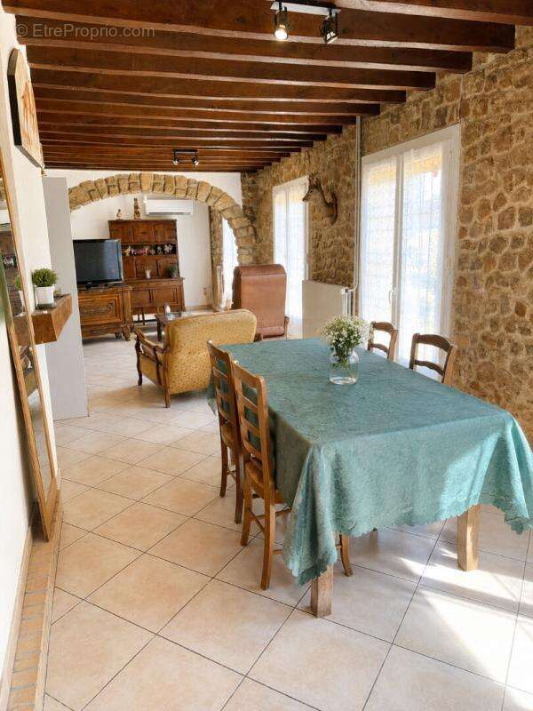 Maison Lavare 5 pièce(s) 71 m2 - photo 2