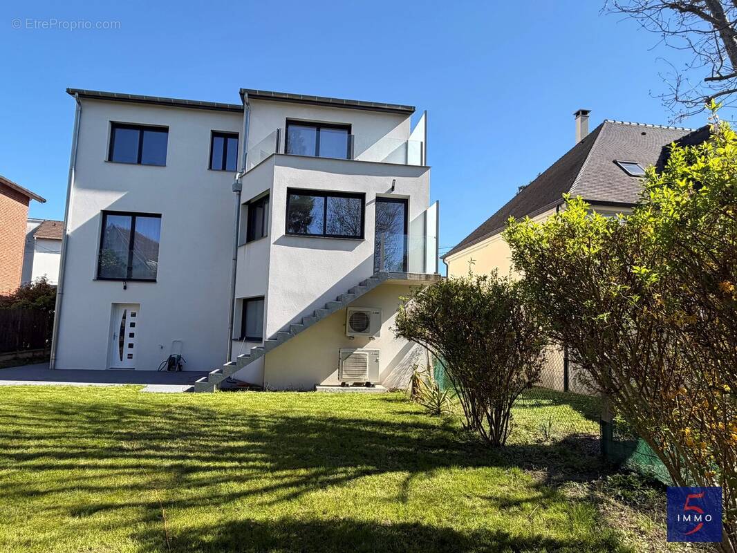 Maison à GOURNAY-SUR-MARNE