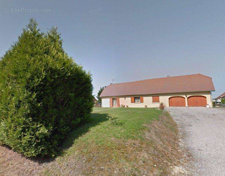 Maison à SAINT-USUGE