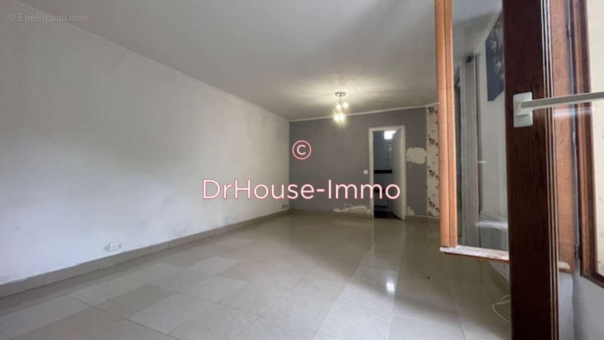 Maison à LES PAVILLONS-SOUS-BOIS