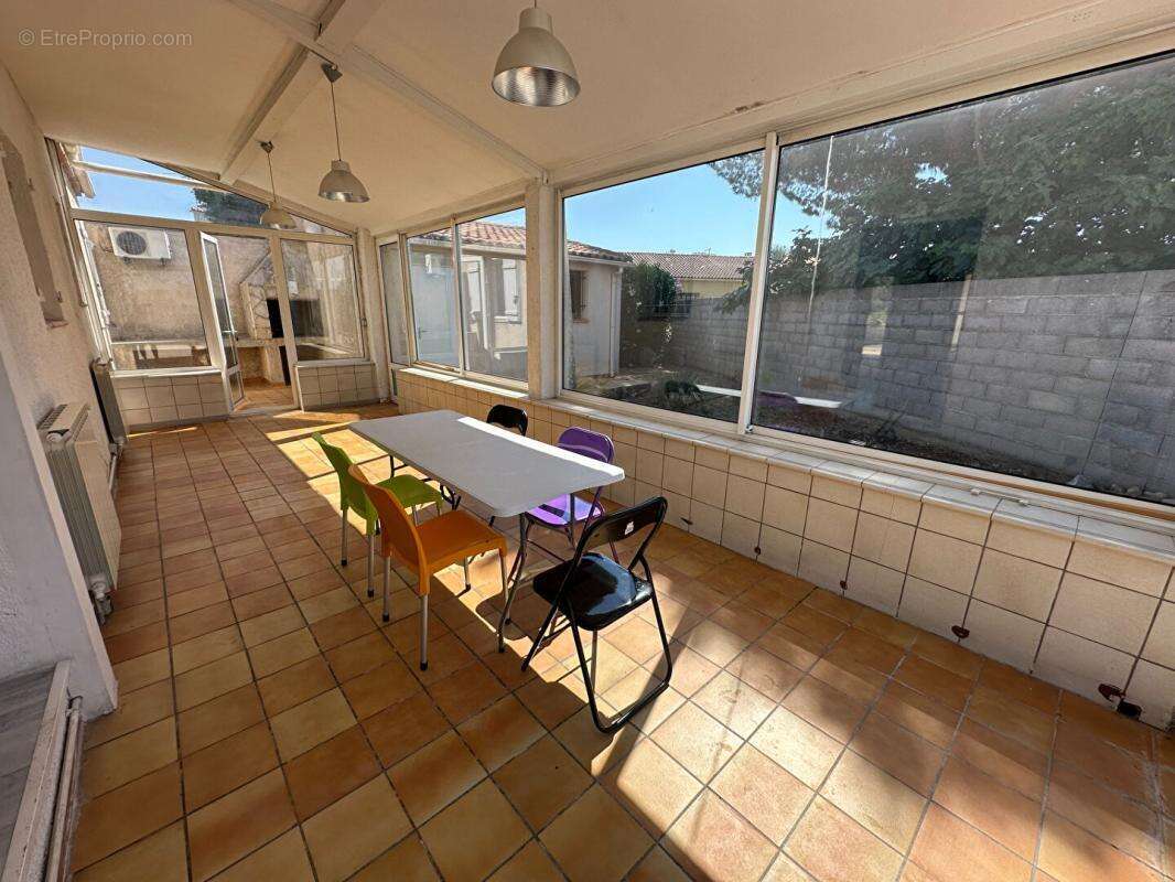 Villa 5 chambres avec piscine et annexe -LATTES BOIRARGUES - photo 5
