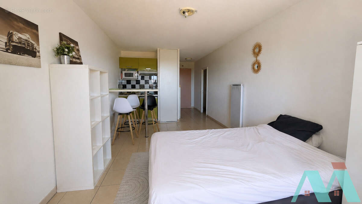 Studio meublé avec vue dégagée, piscine et fort potentiel locatif - photo 3