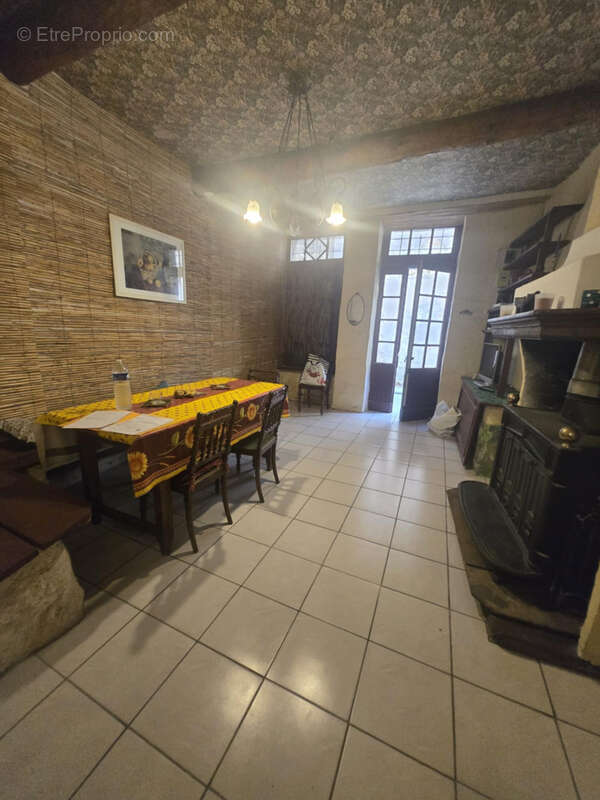 Maison à COURSAN