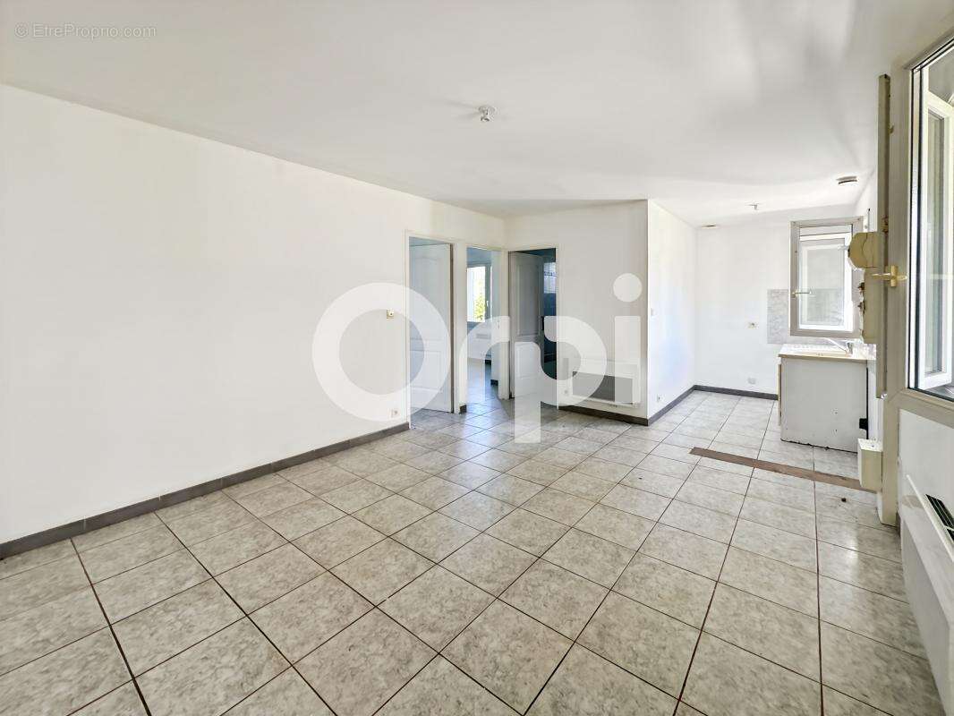 Maison à VALLON-PONT-D&#039;ARC