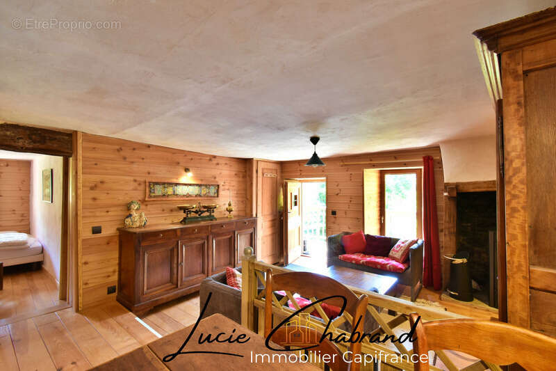 Maison à vendre 10 pièces  (05) - photo 2
