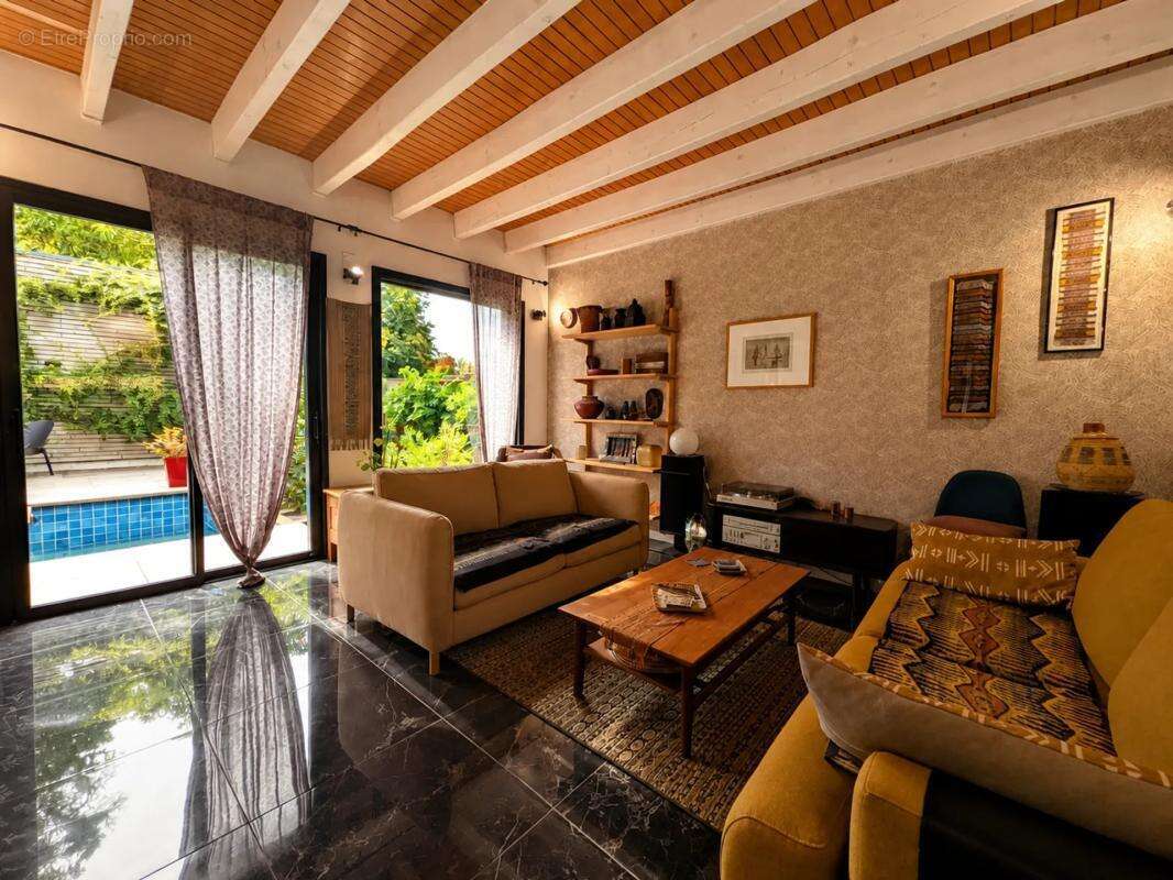 Maison de 5 pièces de 123 m² à Cugand - photo 6