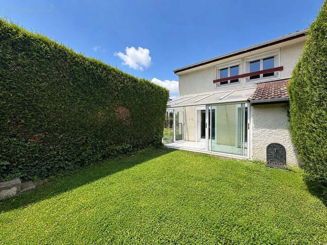 Maison à PLAISIR