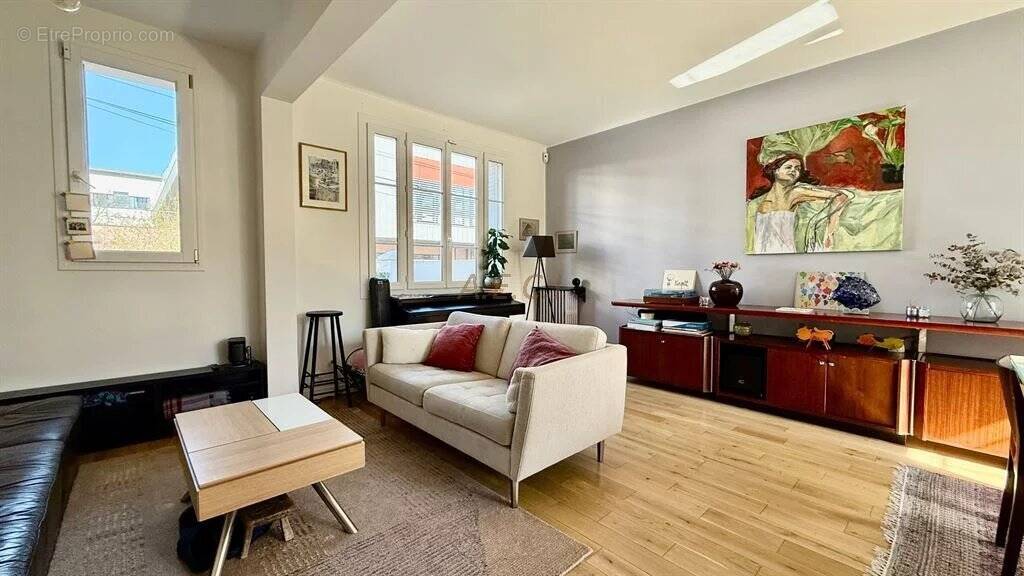 Maison à ASNIERES-SUR-SEINE