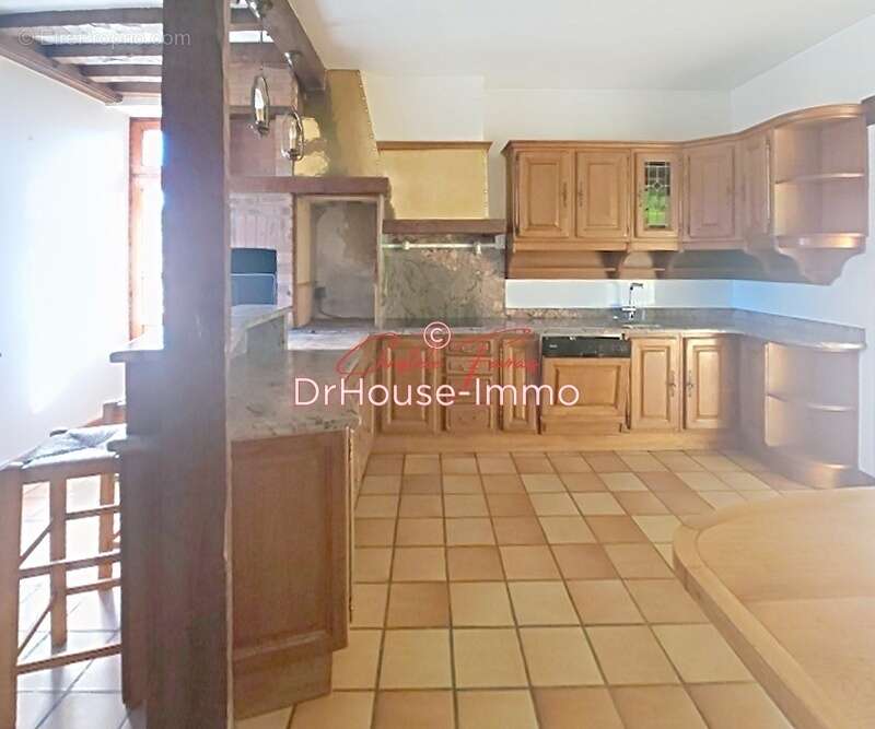 Maison à LOUVIGNE-DU-DESERT