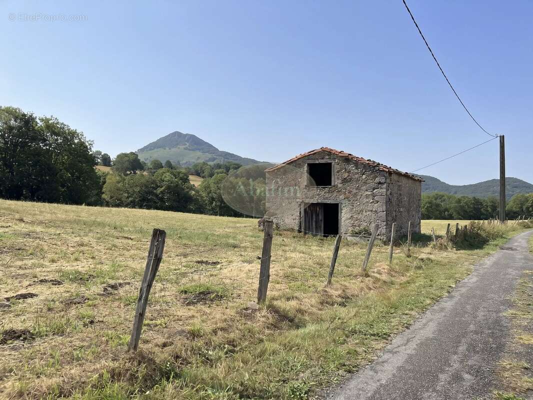 Maison à AVEUX