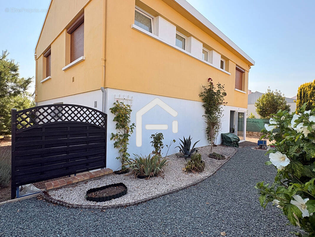Maison à LE CHAMP-SAINT-PERE