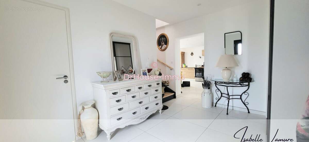 Maison 161 m² à Sainte-Foy  - photo 7