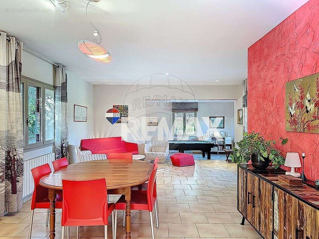 Maison à BOISSET-ET-GAUJAC