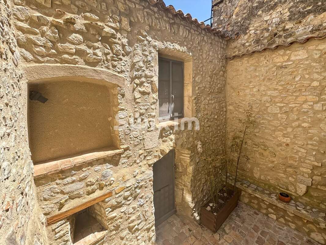 MIRMANDE – L’authenticité d’un village d’exception - photo 12