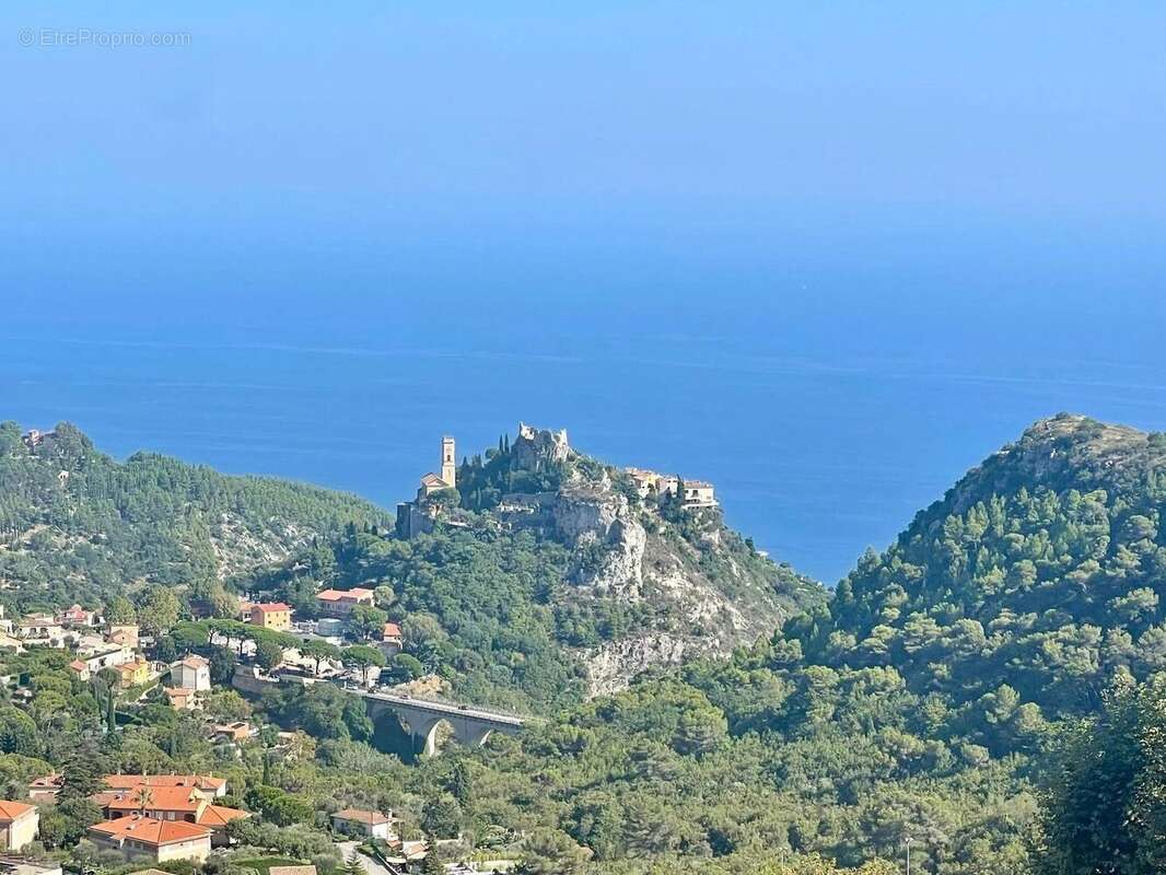 Maison à EZE