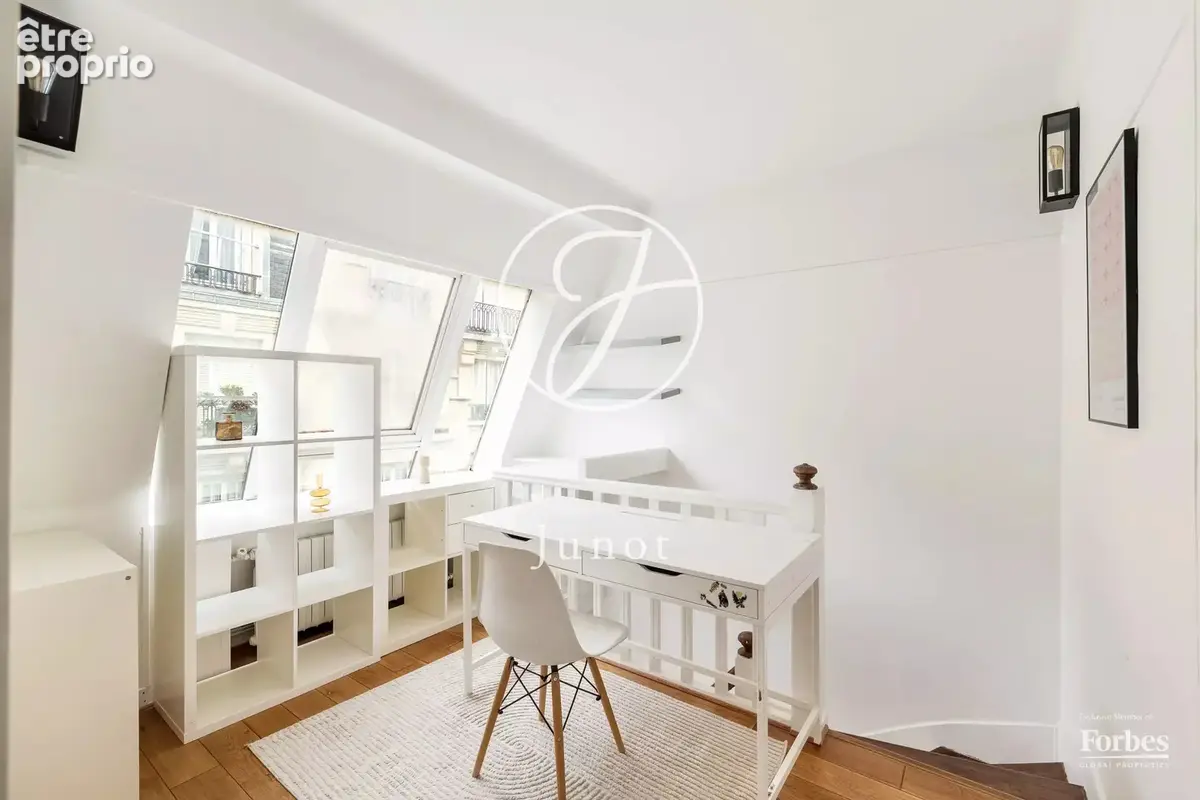 Paris 15e - SUFFREN - Duplex - 3 pièces - 58,69m² Carrez - 61,47m² au sol - 2 chambres - Balcon - photo 10