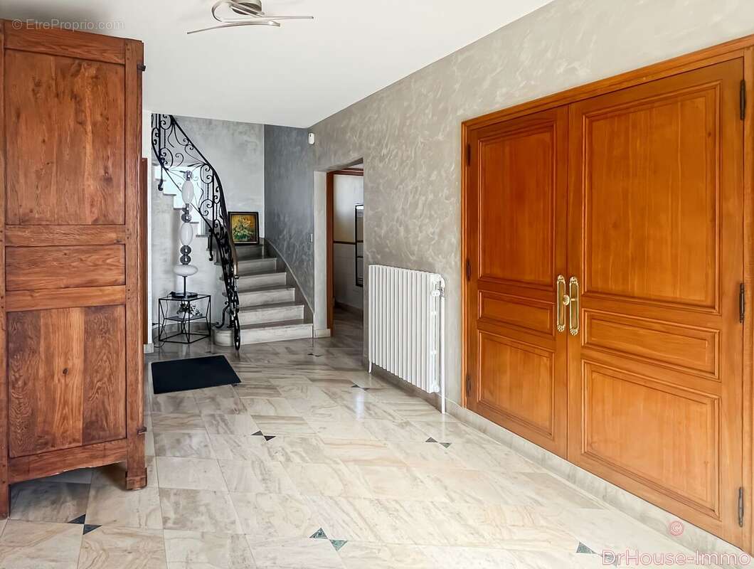 Maison à LUSIGNY-SUR-BARSE