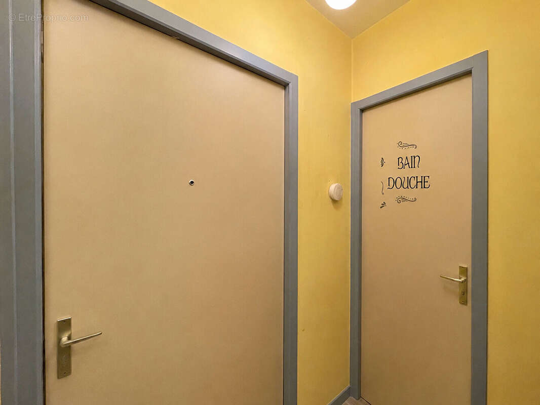 Studio meublé, Lons Le Saunier 1 pièce(s) 21,30m² - photo 4