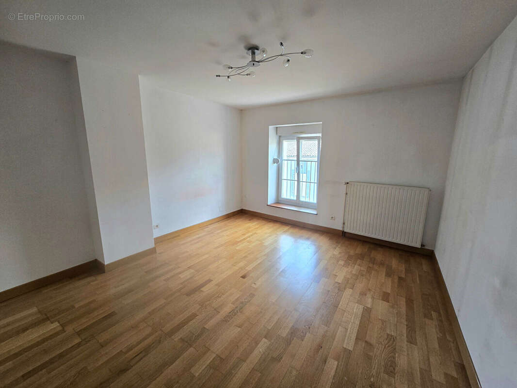 Maison à LONGEVILLE-EN-BARROIS