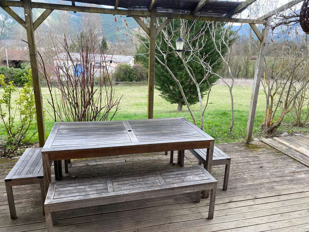 Maison à MONTLAUR-EN-DIOIS