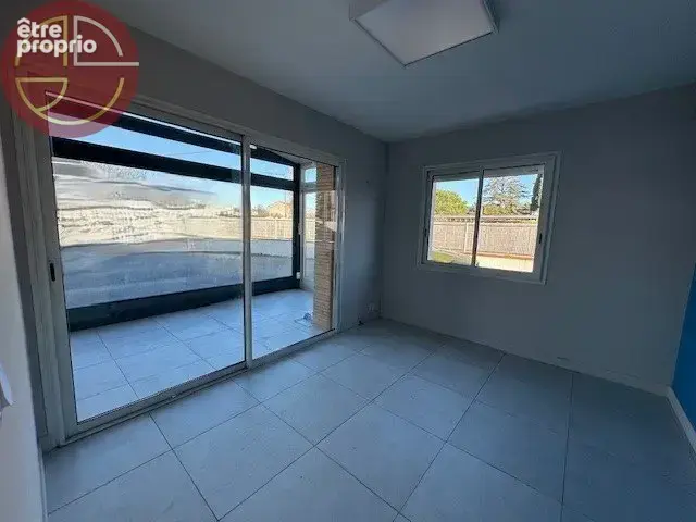 Local commercial - photo 2
