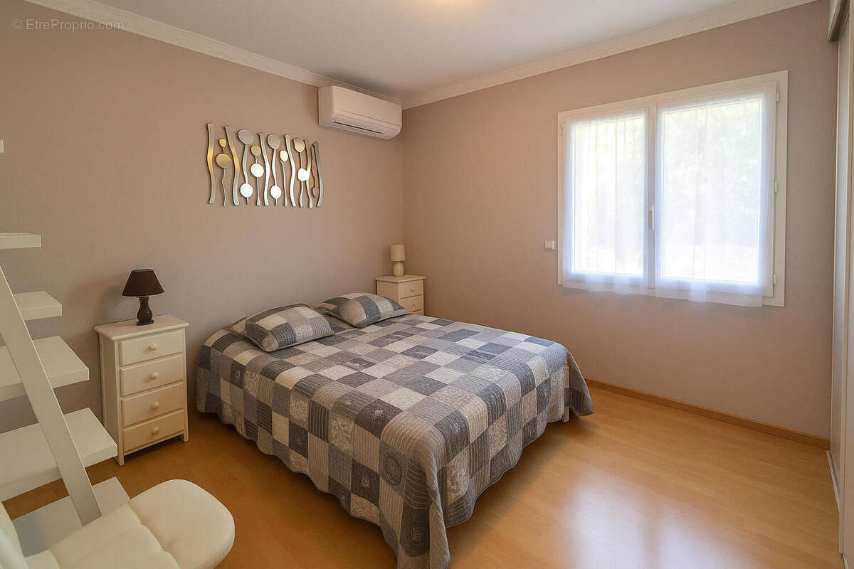 fdb6c303-020e-4bf4-900f-72ebd6178af5 - Maison à CAHORS