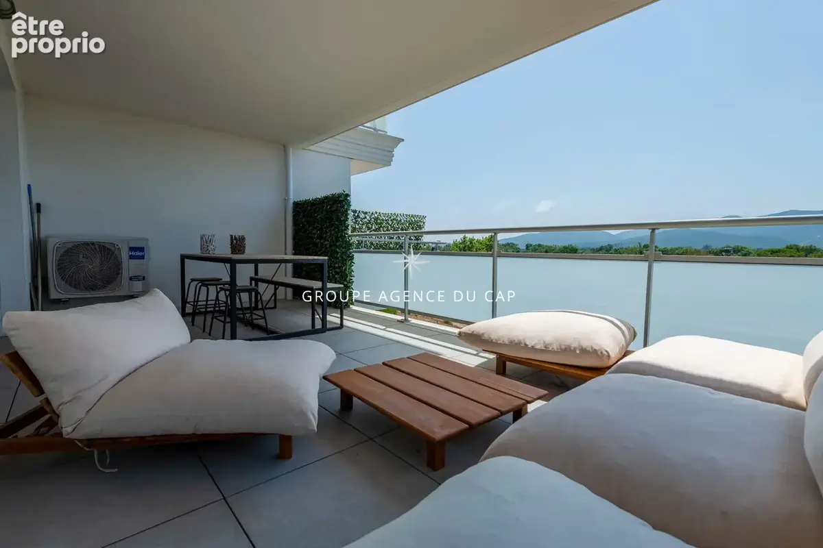 PUGET-SUR-ARGENS  Appartement 3 pièces de 88 m² avec terrasse de 21m²,  garage et piscine - photo 5