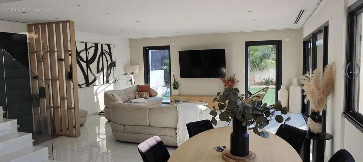 Photo 4 - Maison à FREJUS