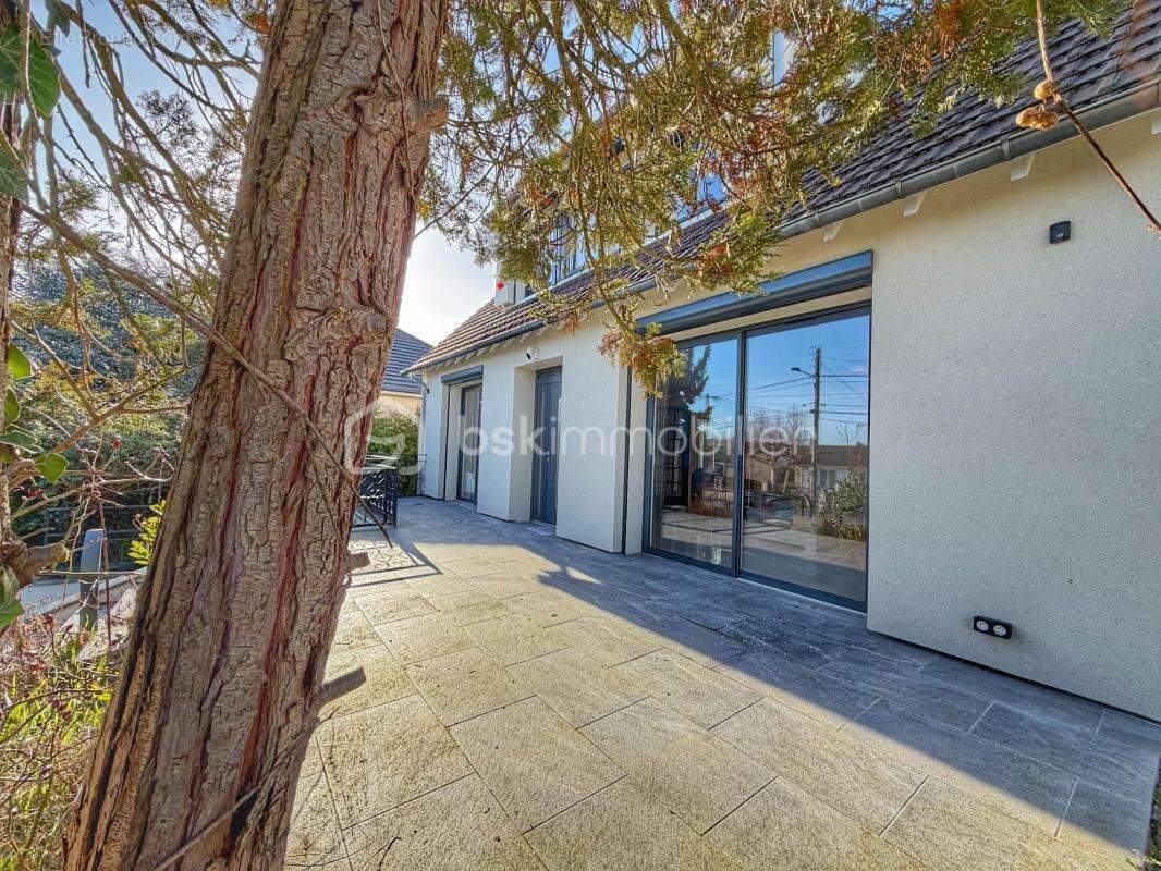 Maison à ECQUEVILLY