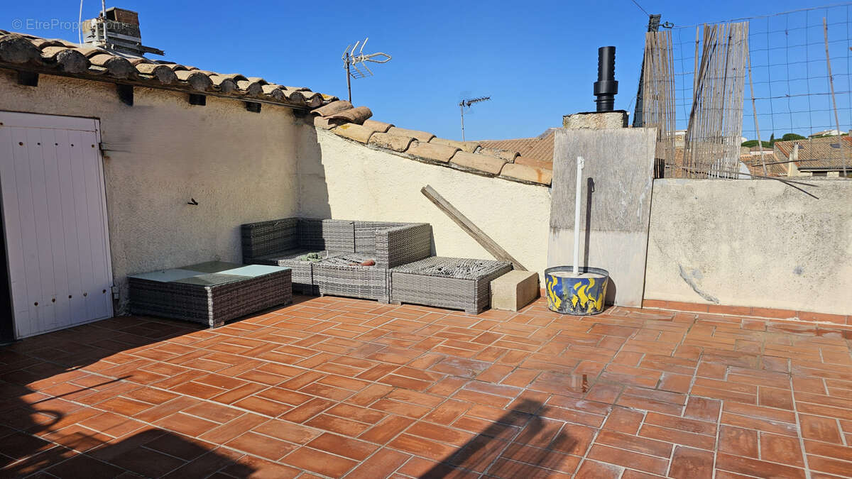 Maison à SAINT-GILLES