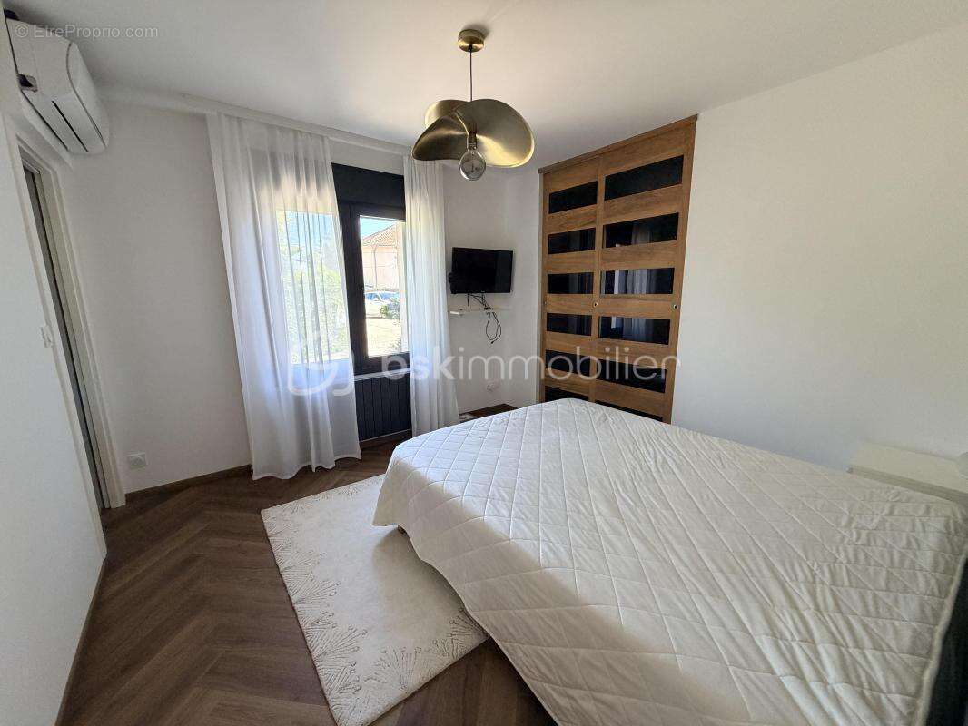 Sublime maison sur 3 niveaux, 4 chambres, une piscine et de très beaux matériaux - photo 23