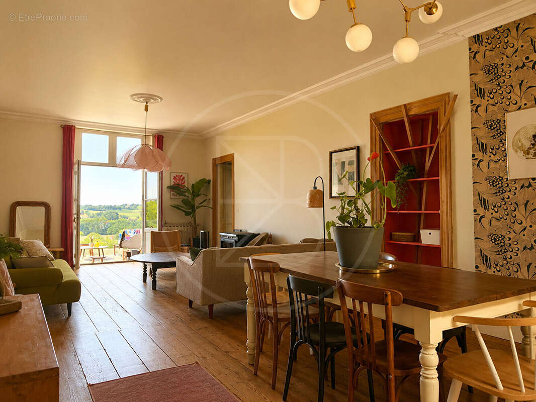 Maison à MONSEGUR
