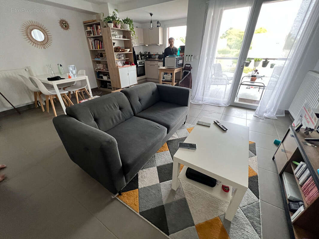 Appartement à CHANGE